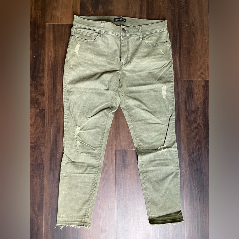 Express Jeans Mid-Rise Cropped, Olive Color